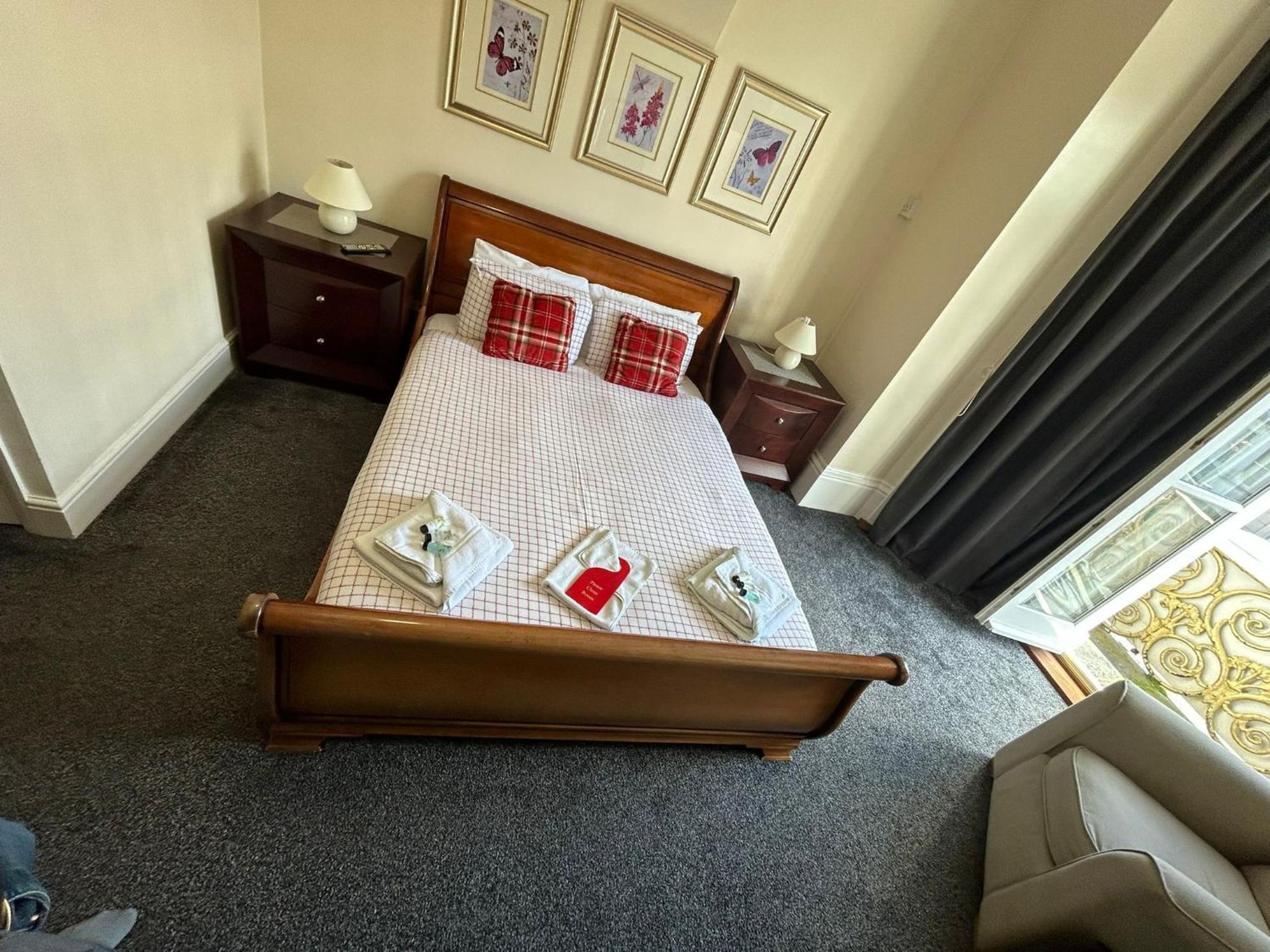 The Lyndhurst Guest House グレート・ヤーマス エクステリア 写真